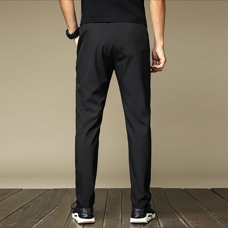 Pantaloni casual, spotivi da uomo